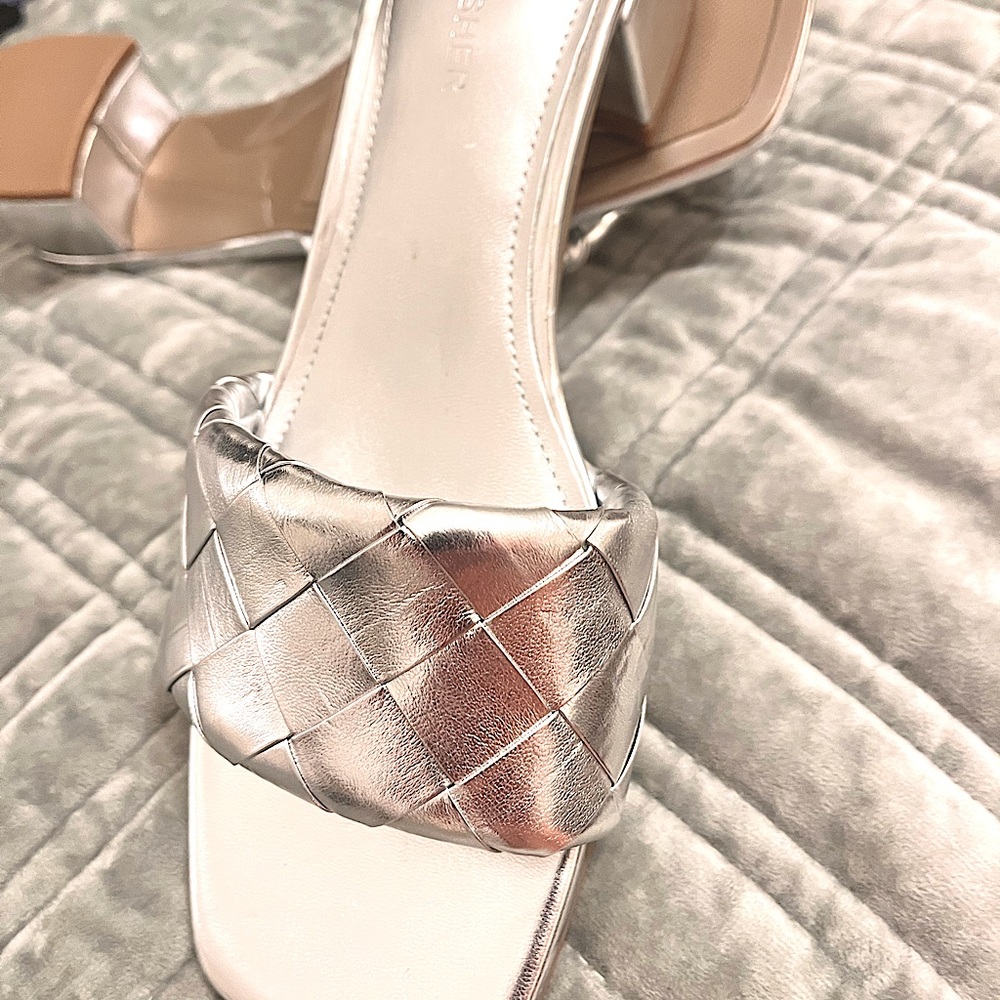 Marc Fisher Silver Metallic Slides, Size 7